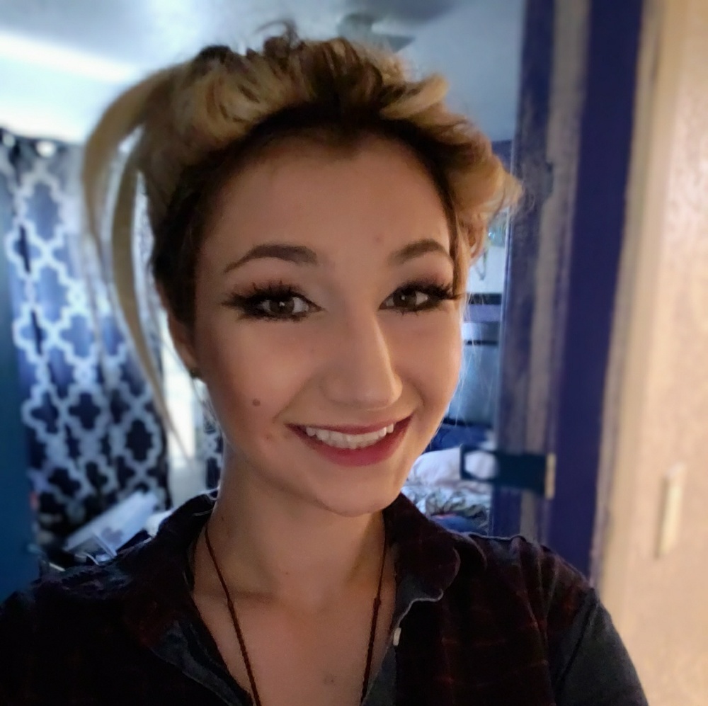 Meet your Posher, Anna